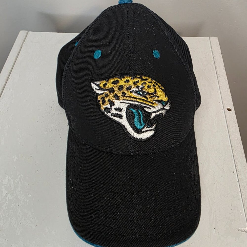 NFL Team Apparel Jacksonville Jaguars Embroidered Black Adjustable Hat One Size